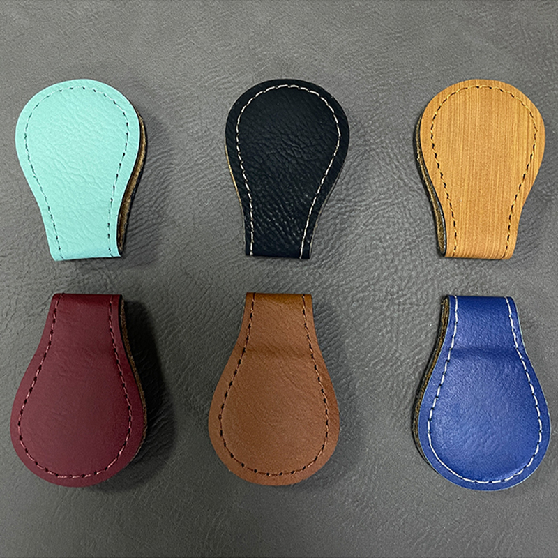 Marcador magnético de cuero sintético láser