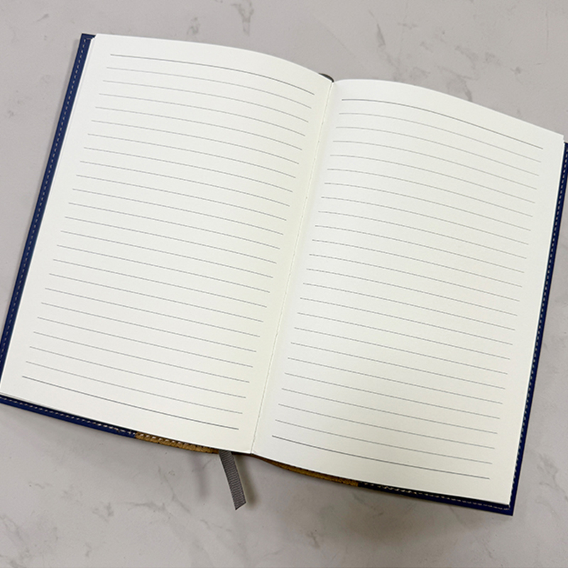 Cuaderno cambiable de polipiel con láser.