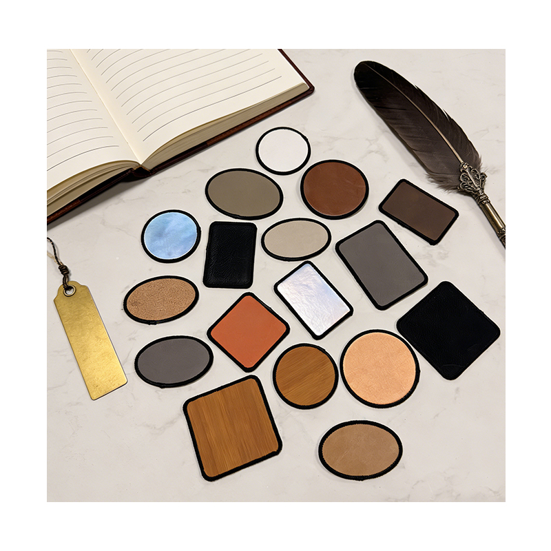 Parche Merrow de polipiel láser rectangular de 3 1/2' x 2 1/2' con adhesivo Parche Merrow de polipiel láser rectangular de 3 1/2' x 2 1/2' con adhesivo