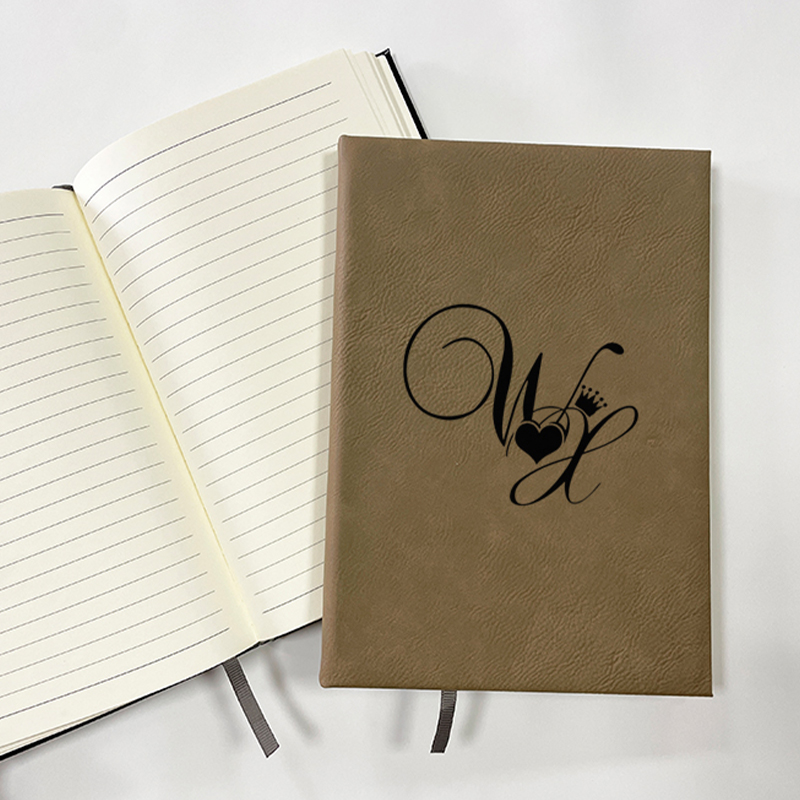 Libro de bocetos de polipiel laserable de 5 1/4 x 8 1/4 Libro de bocetos de polipiel laserable de 5 1/4 x 8 1/4