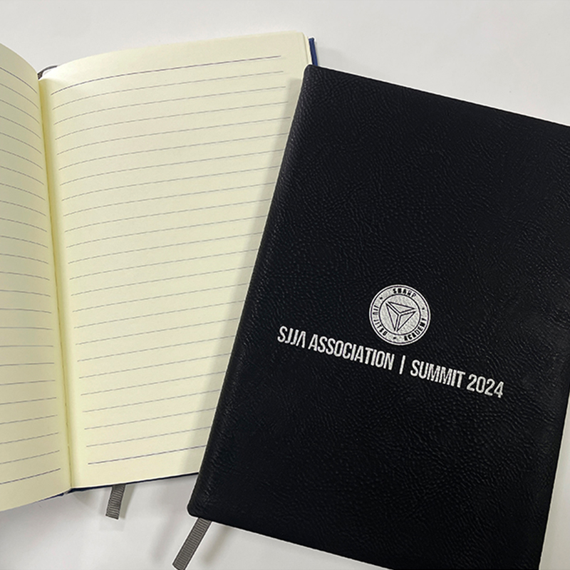 Libro de bocetos de polipiel laserable de 5 1/4 x 8 1/4 Libro de bocetos de polipiel laserable de 5 1/4 x 8 1/4