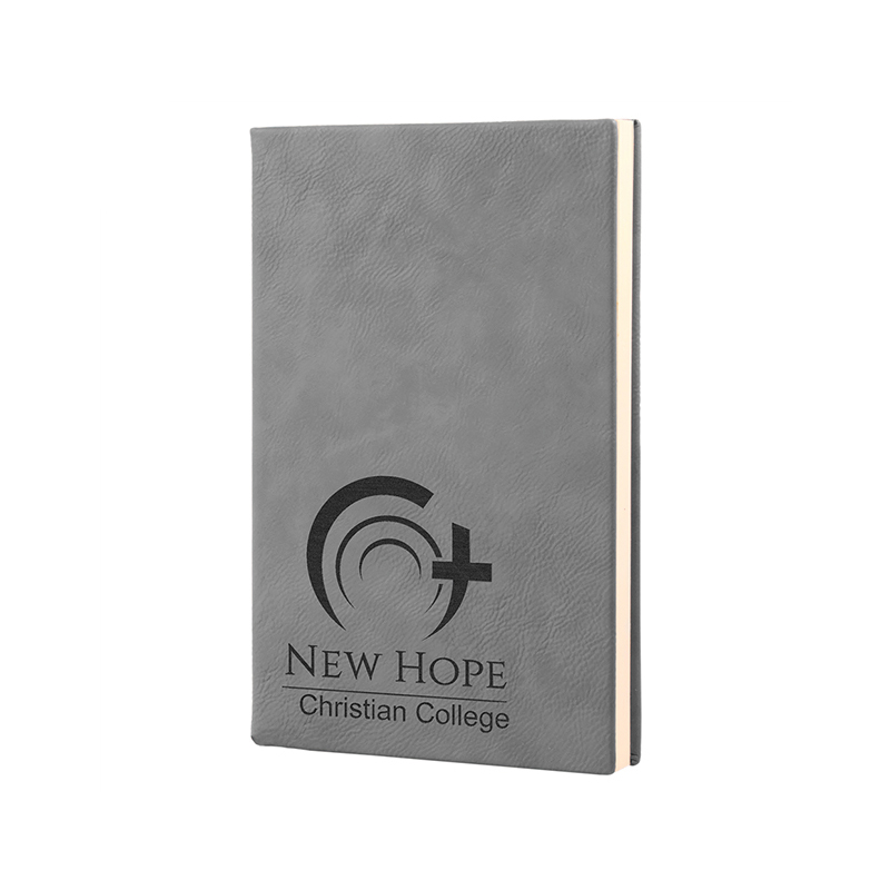 Diarios de cuero sintético de 7' x 9 3/4' Diarios de cuero sintético de 7' x 9 3/4'