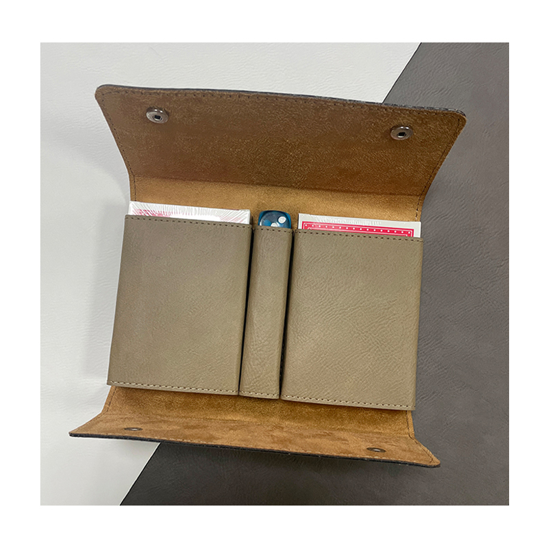 Caja de naipes de piel sintética laserable Caja de naipes de piel sintética laserable