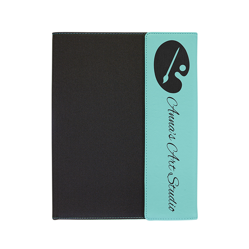 Lienzo de 7' × 9' con portafolios de polipiel Lienzo de 7' × 9' con portafolios de polipiel