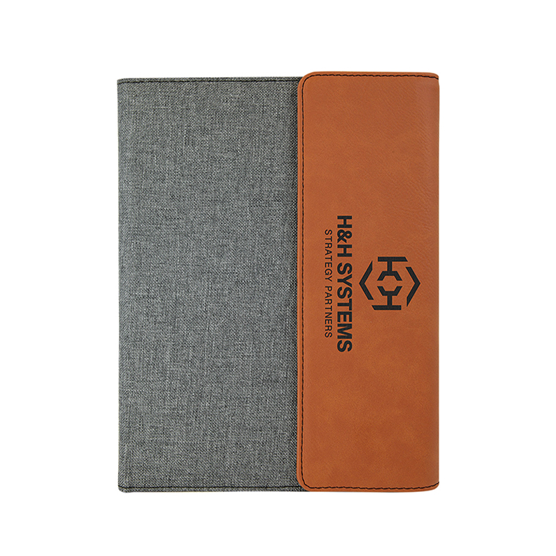 Lienzo de 9 1/2' × 12' con portafolios de polipiel Lienzo de 9 1/2' × 12' con portafolios de polipiel